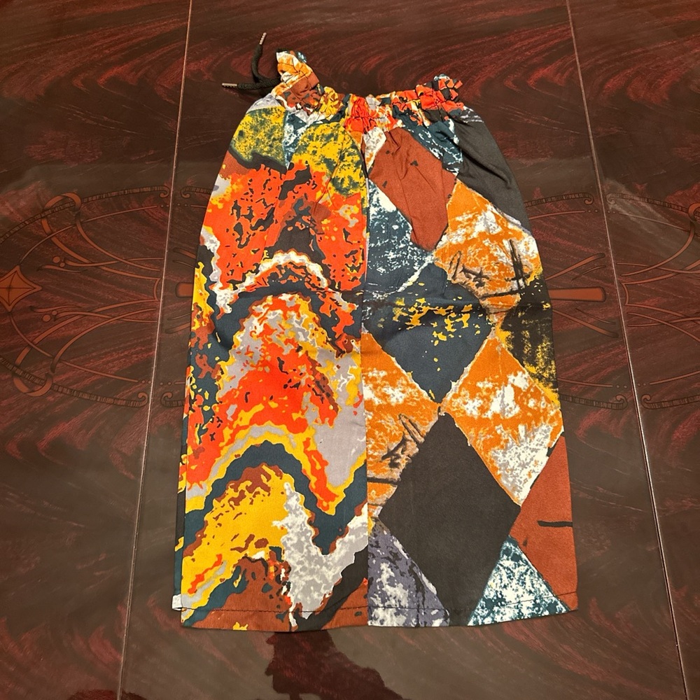 Vibrant Abstract Patterned Shorts - Picture 3 of 3